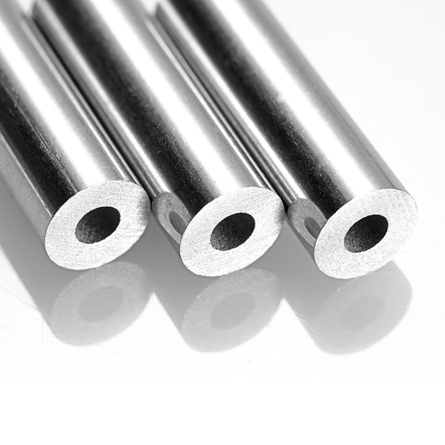 Сверхтолстостенная бесшовная труба