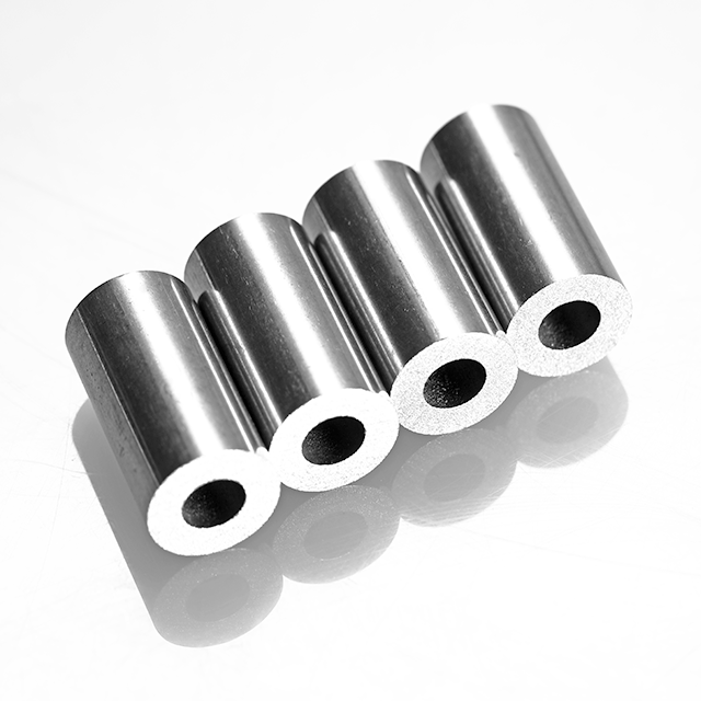 UNS N02201/DIN W. NR. 2.4061, 2.4068 ТРУБА БЕСШОВНАЯ